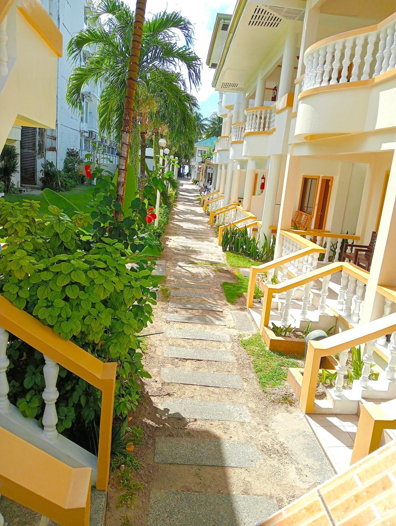 Bans Beach Resort Balabag  Eksteriør billede